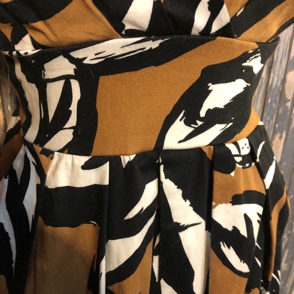 Maurices Dress with Pockets & Waist Panel -Sz 1/2 - Picture 7 of 8